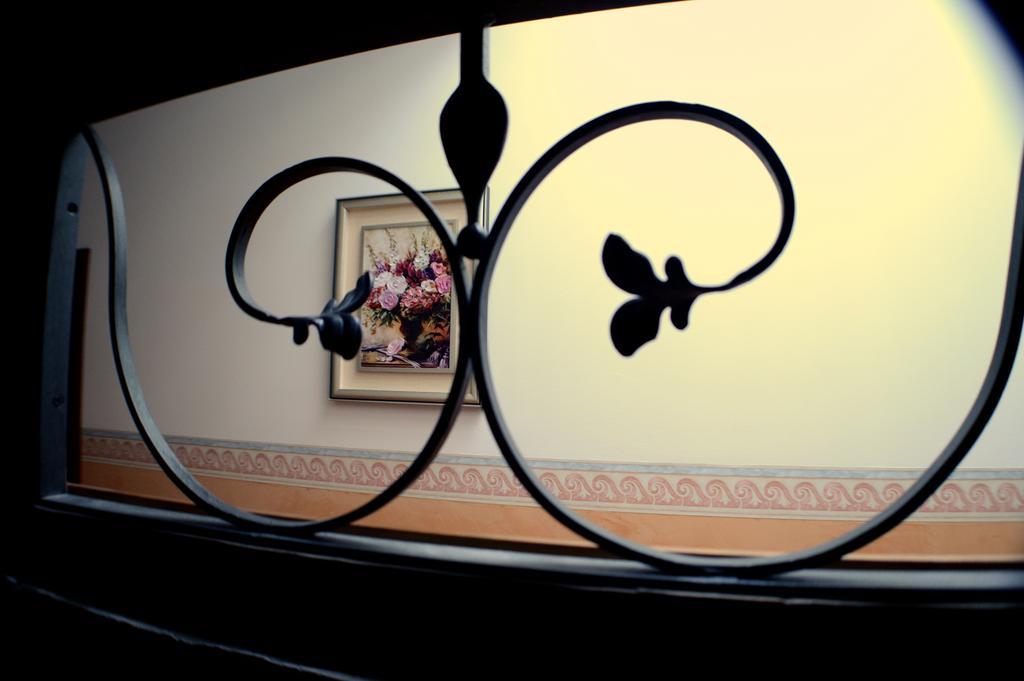 L'Incanto Guesthouse Рим Экстерьер фото