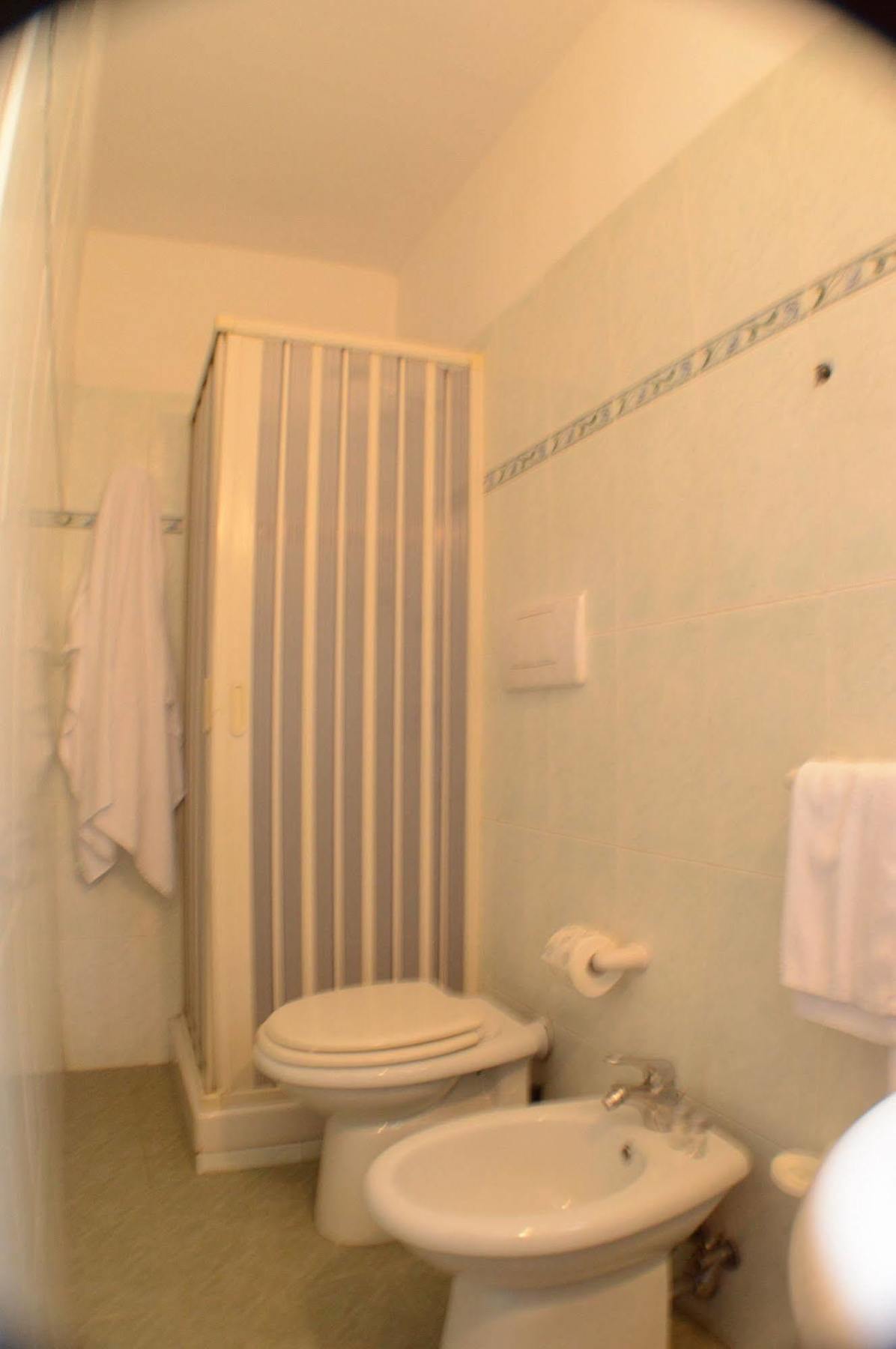 L'Incanto Guesthouse Рим Экстерьер фото